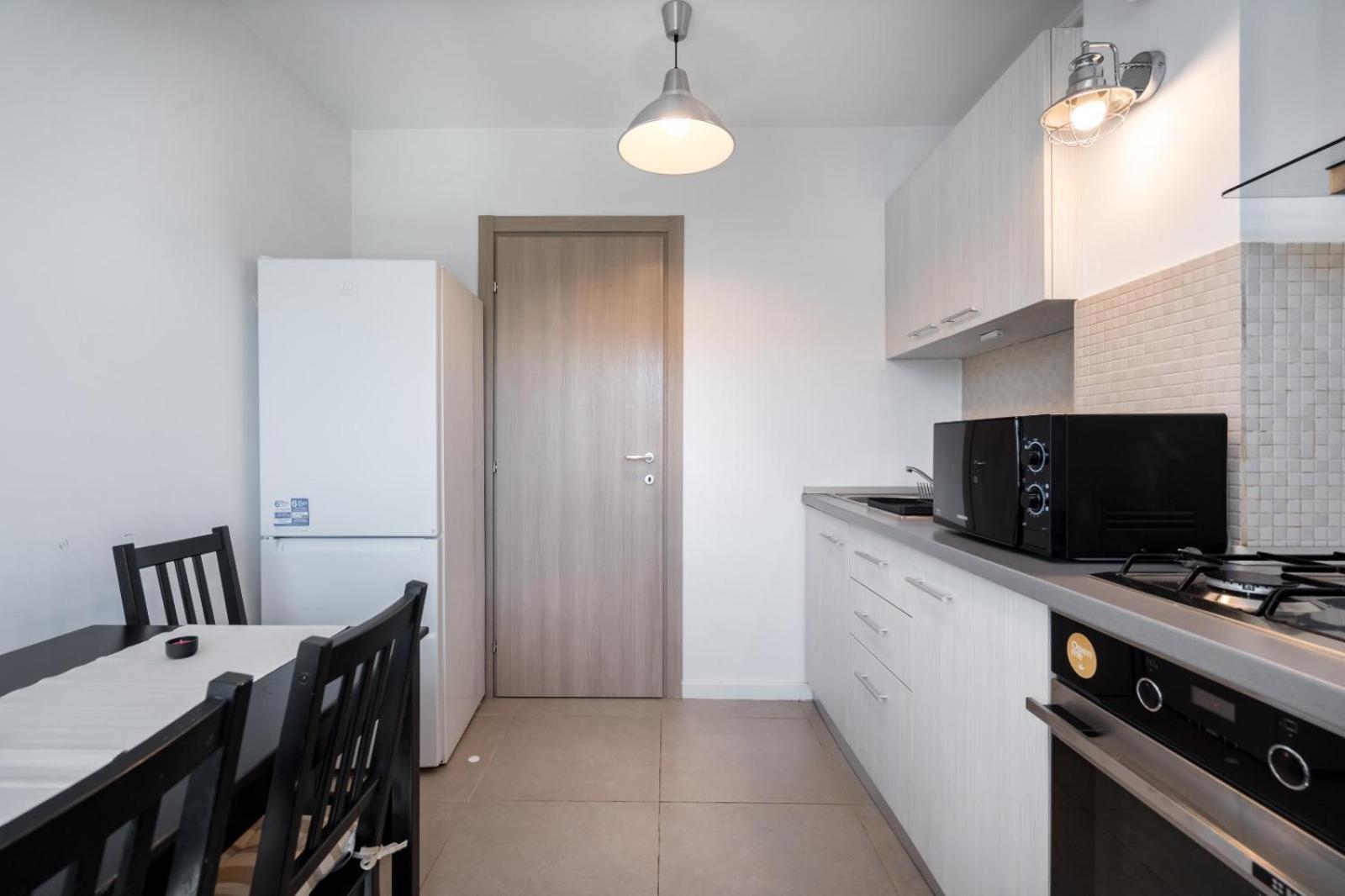 A Home Away - Politehnica Park Bucareste Exterior foto