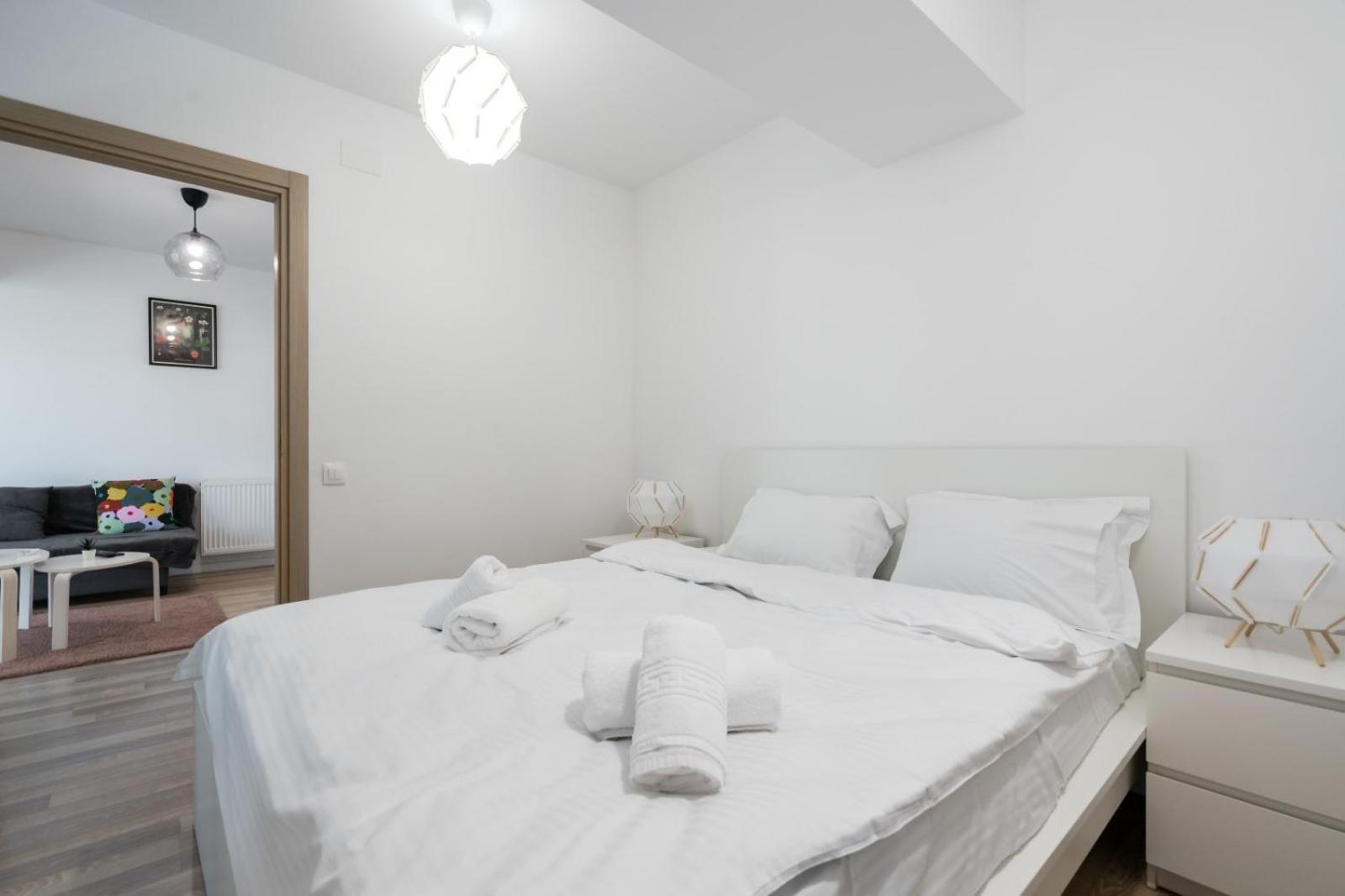 A Home Away - Politehnica Park Bucareste Exterior foto