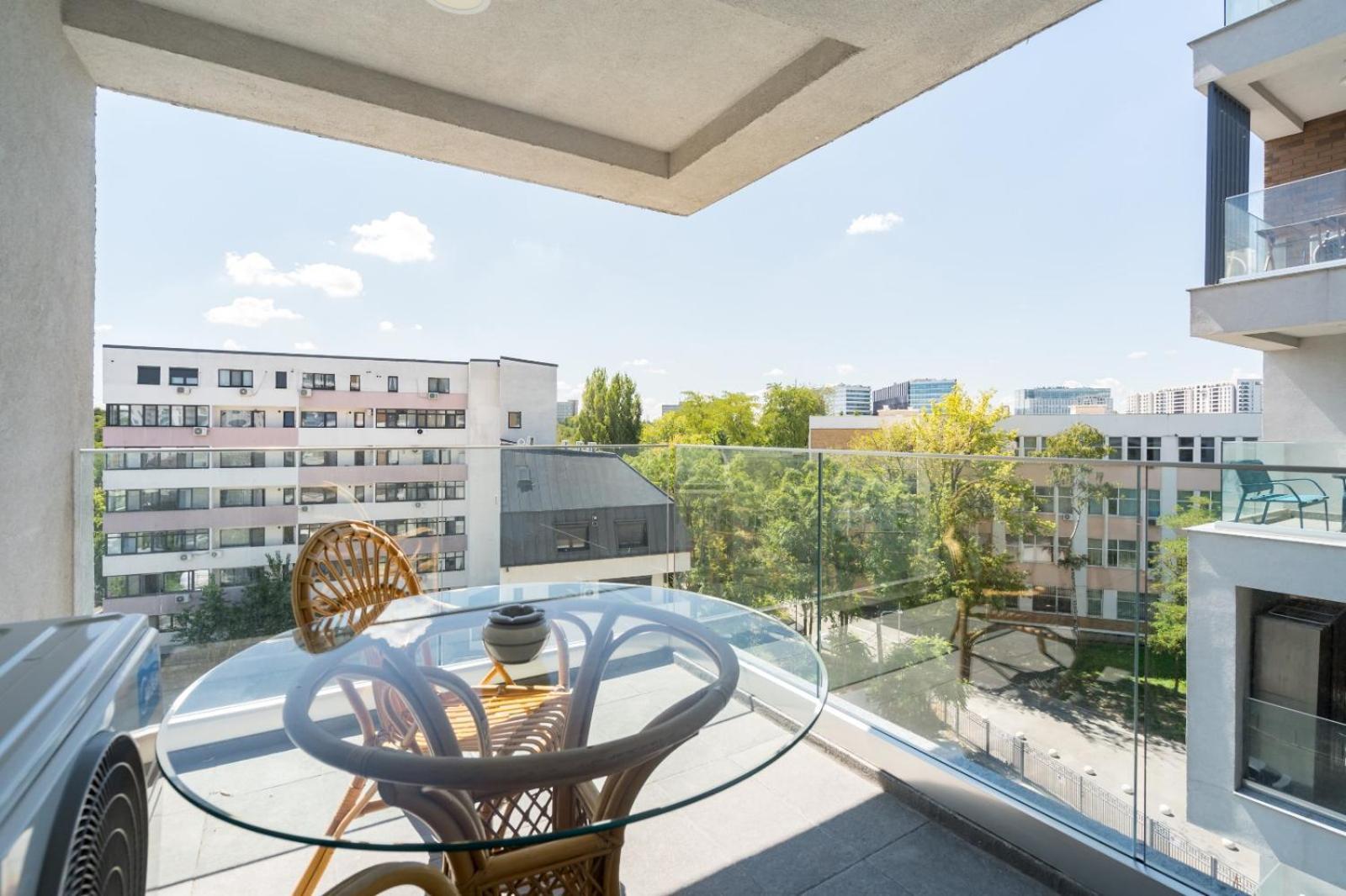 A Home Away - Politehnica Park Bucareste Exterior foto